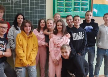 Powiększ zdjęcie: Wesoła zabawa